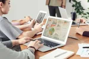 7 Steps to Implement Business Analytics in Your Business